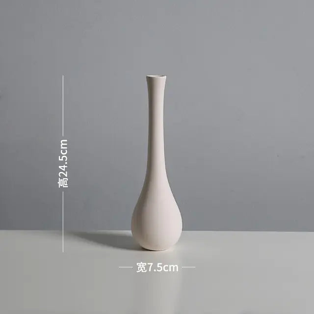 Chinese Ceramic VaseEnhance your decor with the timeless beauty of our Chinese Ceramic Vase, a traditional yet elegant addition to your home.🈴 Classic Chinese Design: Features intricatModernModernChinese Ceramic Vase